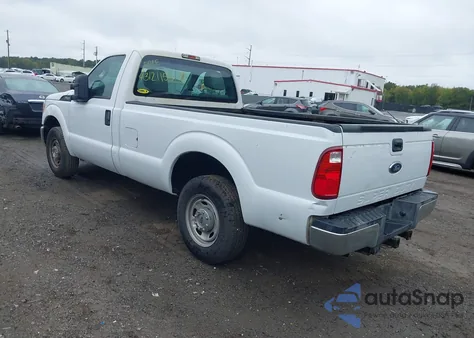 2016 Ford F250 Super Duty z USA, uszkodzony, nr VIN 1FTBF2A65GEA96453